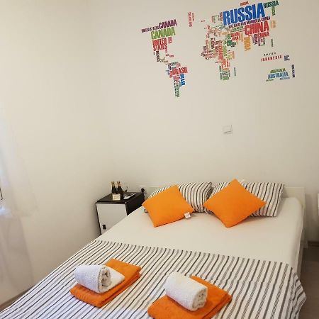 Micro Rooms Шибеник Экстерьер фото