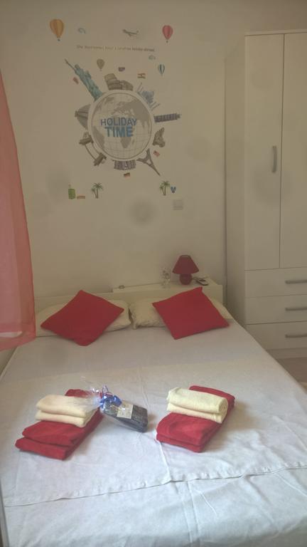 Micro Rooms Шибеник Экстерьер фото
